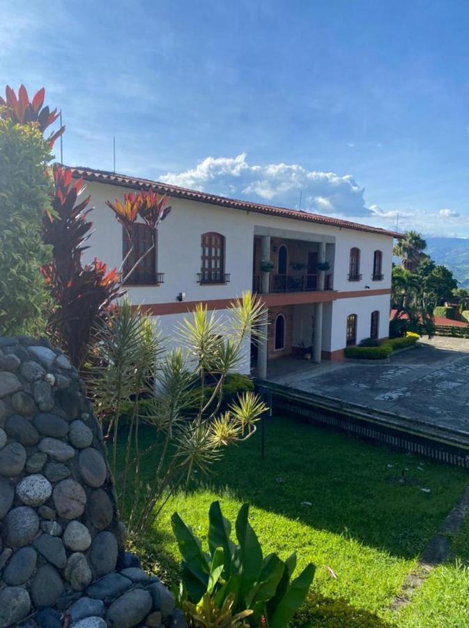 Granja Del Cafe Hotel Y Centro De Convenciones Venecia  Kültér fotó