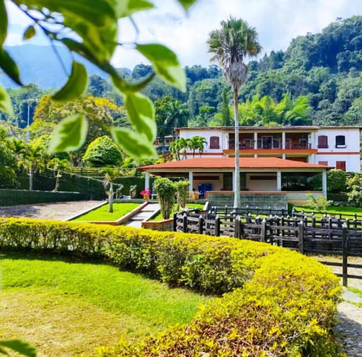 Granja Del Cafe Hotel Y Centro De Convenciones Venecia  Kültér fotó